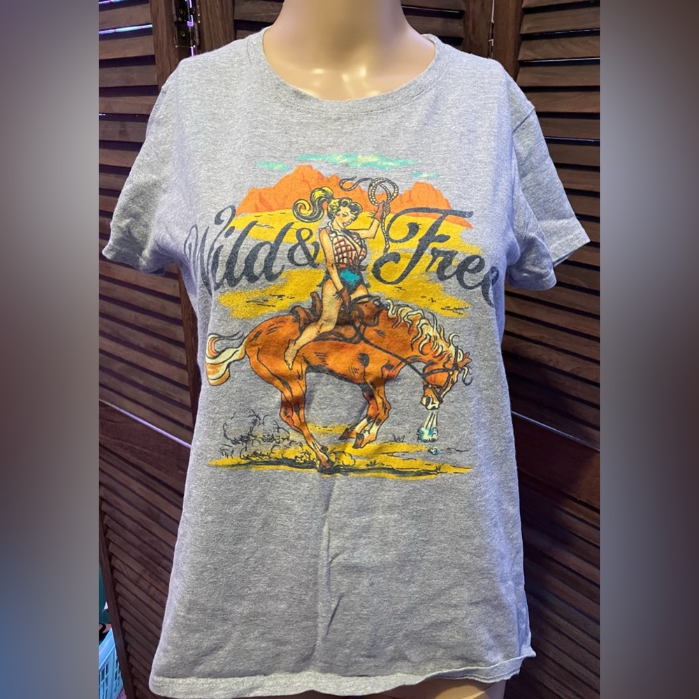 Wild and free t-shirt